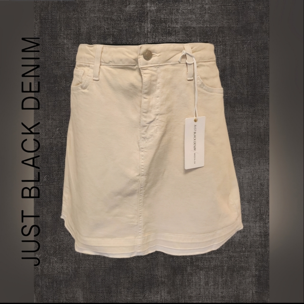 Just Black Short Denim Skirt Stormy Khaki Released Hem NWT Size Large (C22)